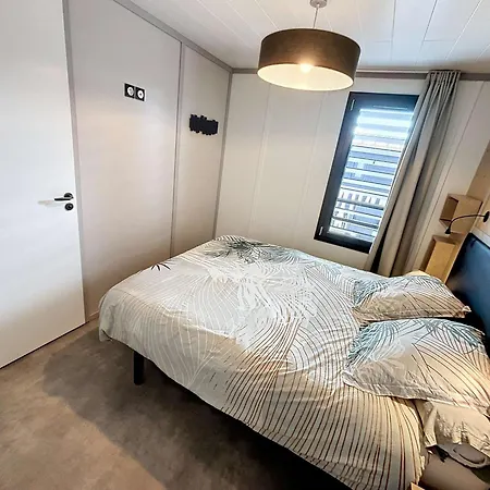 Chalet De Standing 6 Pers. A - Piscine Chauffee, A Proximite, Wi-fi Inclus *