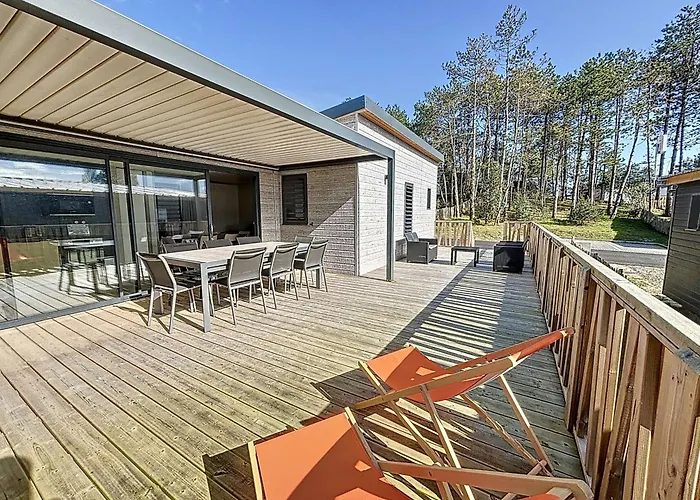 Chalet De Standing 6 Pers. à - Piscine Chauffée, à Proximité, Wi-fi Inclus - Fr-1-361-536