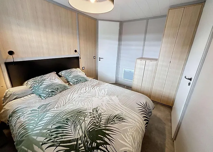 De Standing 6 Pers. à - Piscine Chauffée, à Proximité, Wi-fi Inclus - Fr-1-361-536 Chalet