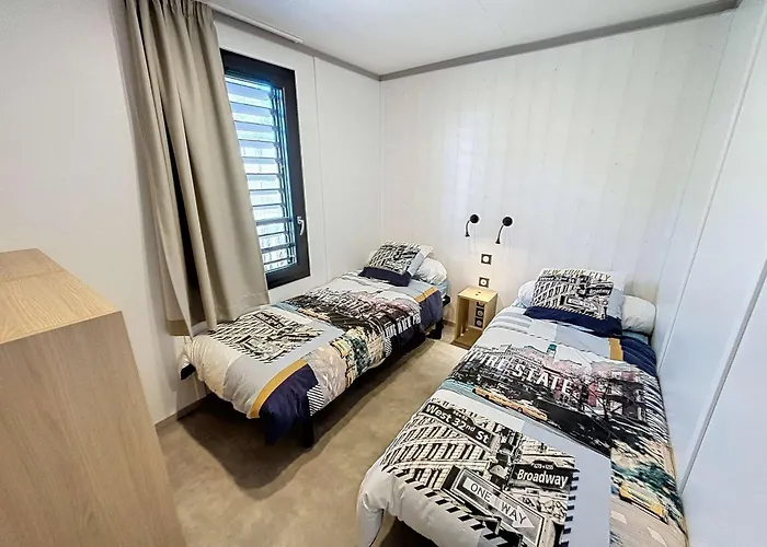 De Standing 6 Pers. à - Piscine Chauffée, à Proximité, Wi-fi Inclus - Fr-1-361-536 Chalet *